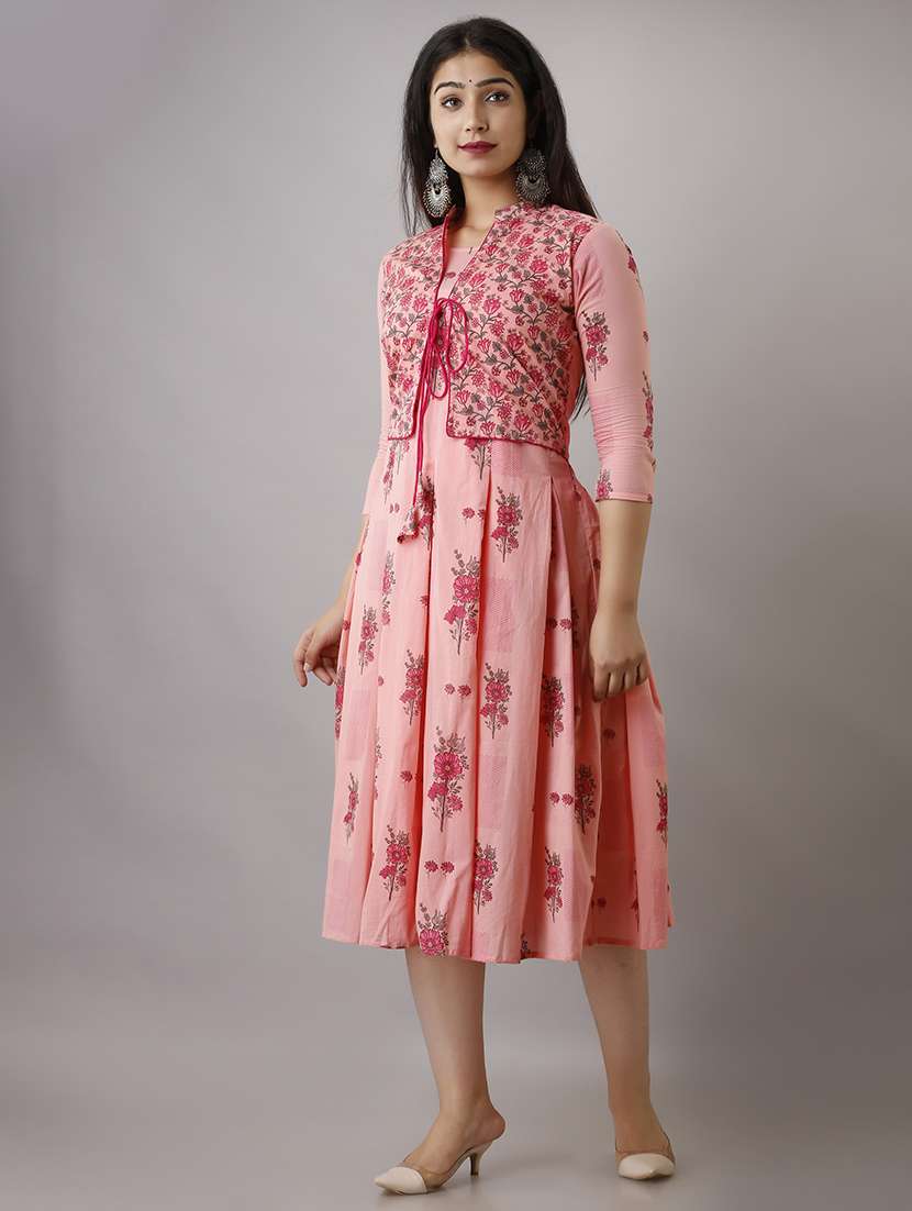 women floral print three quarter sleeve kurta - 22327592 -  Standard Image - 2