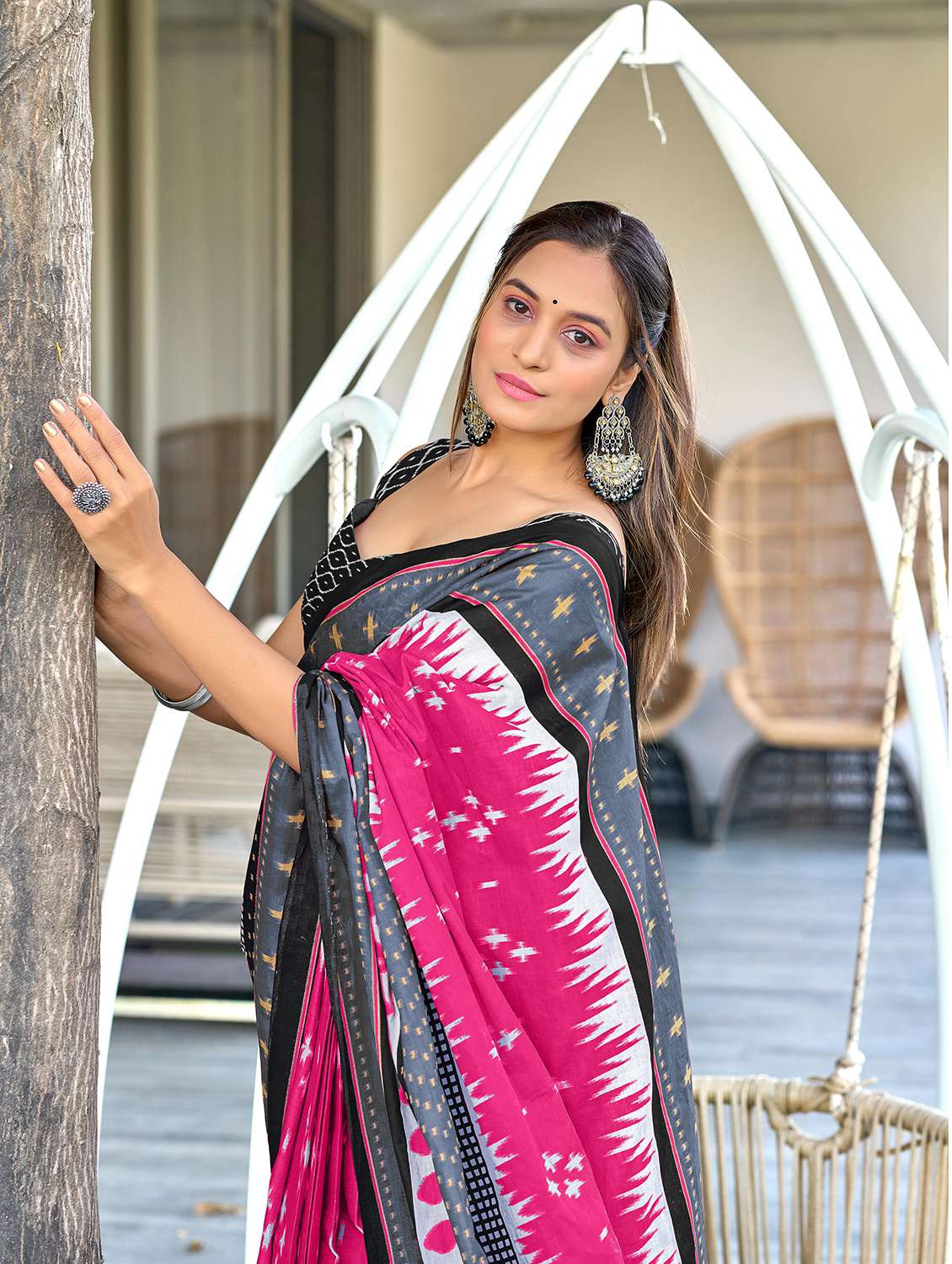 women printed casual wear saree with blouse - 22328717 -  Standard Image - 2