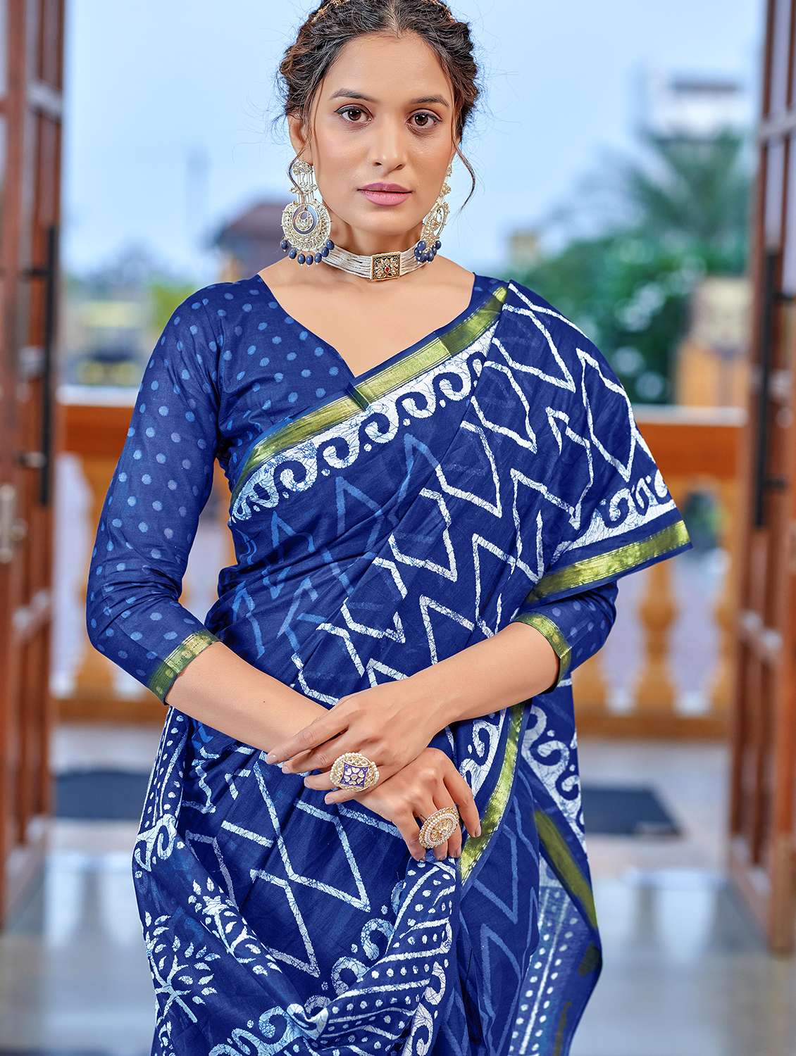 women printed casual wear saree with blouse - 22328756 -  Standard Image - 2