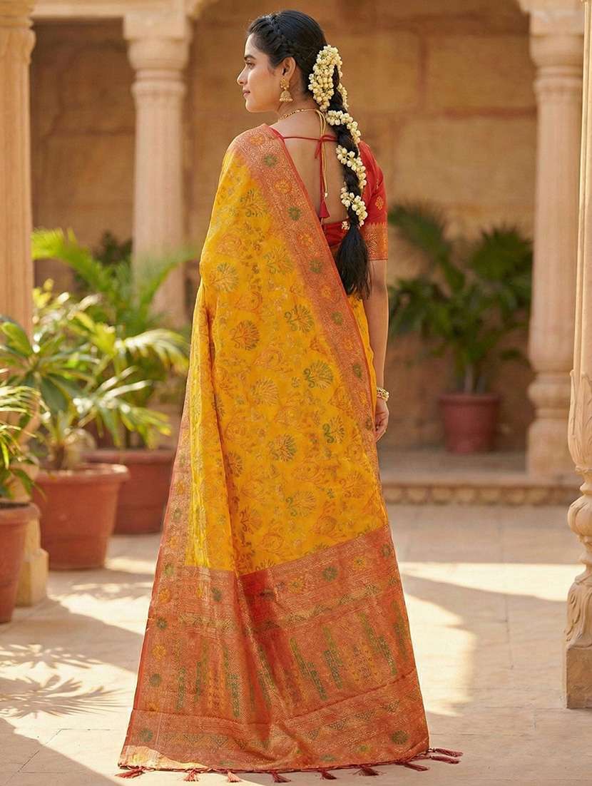 women self design southern silk saree with blouse - 22329342 -  Standard Image - 2