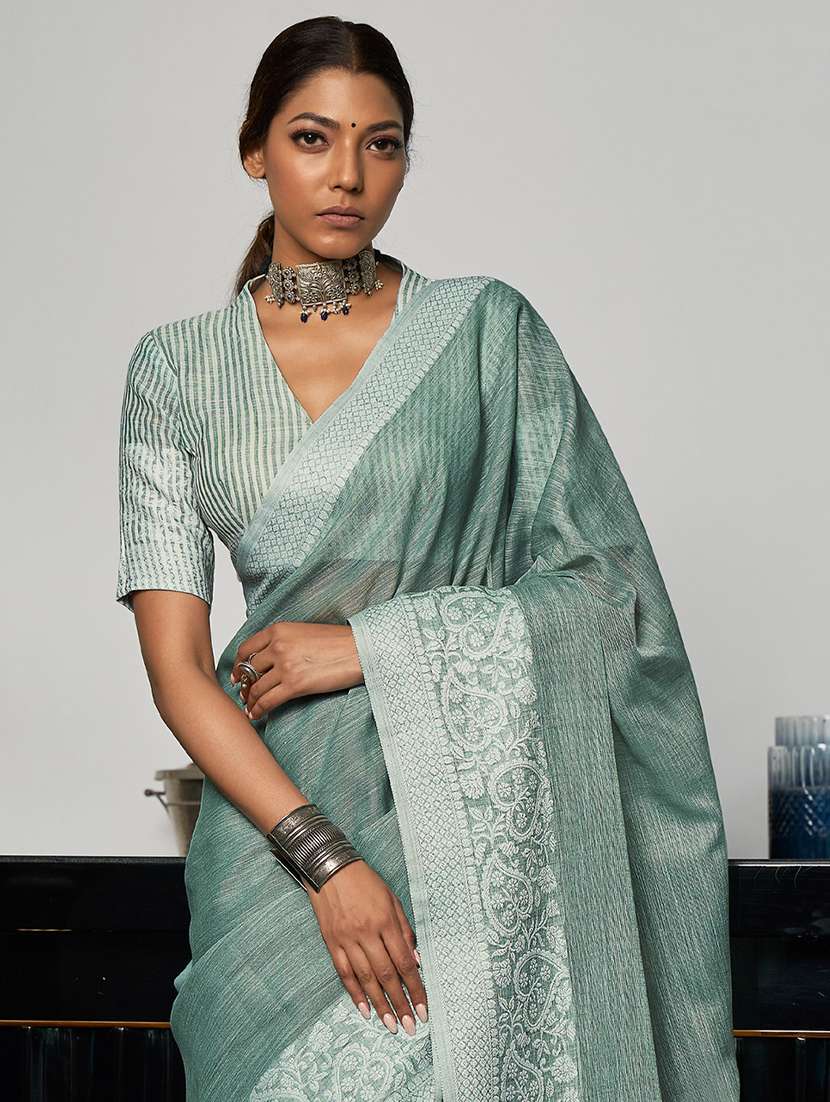 women solid with bordered handloom saree with blouse - 22329363 -  Standard Image - 2