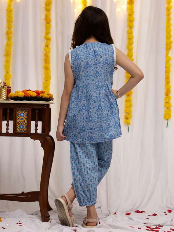 girls printed sleeveless kurta & salwar set - 22329520 -  Standard Image - 2