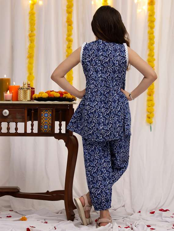 girls printed sleeveless kurta & salwar set - 22329521 -  Standard Image - 2