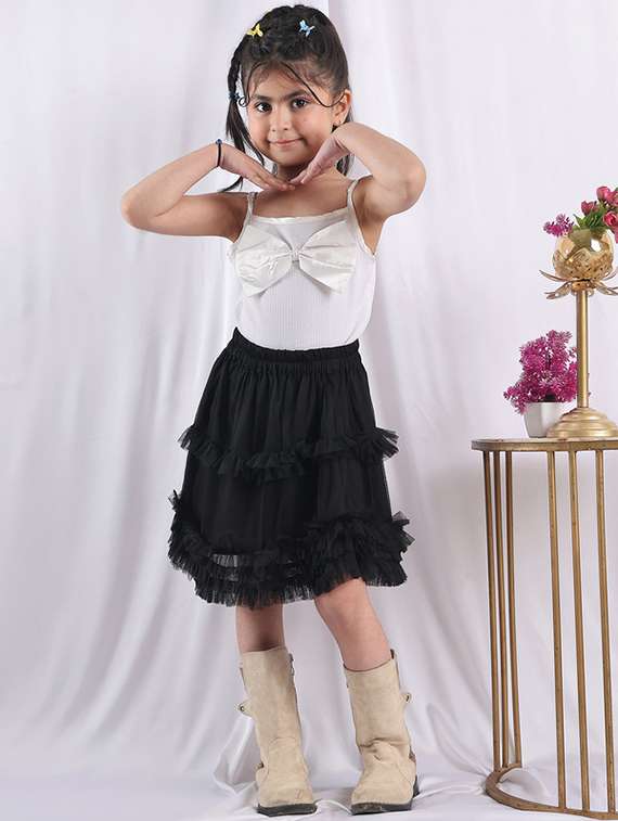girls solid skirt & top co-ord set