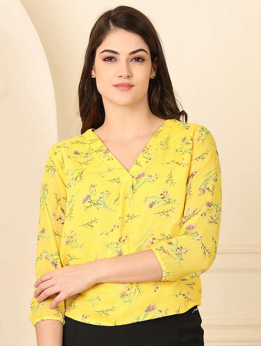women printed three quarter sleeve regular top