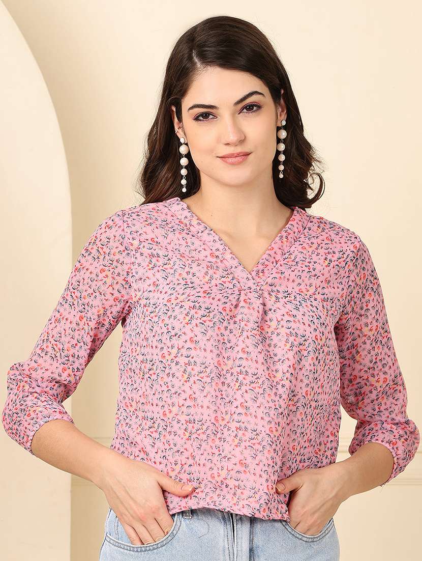 women printed three quarter sleeve regular top