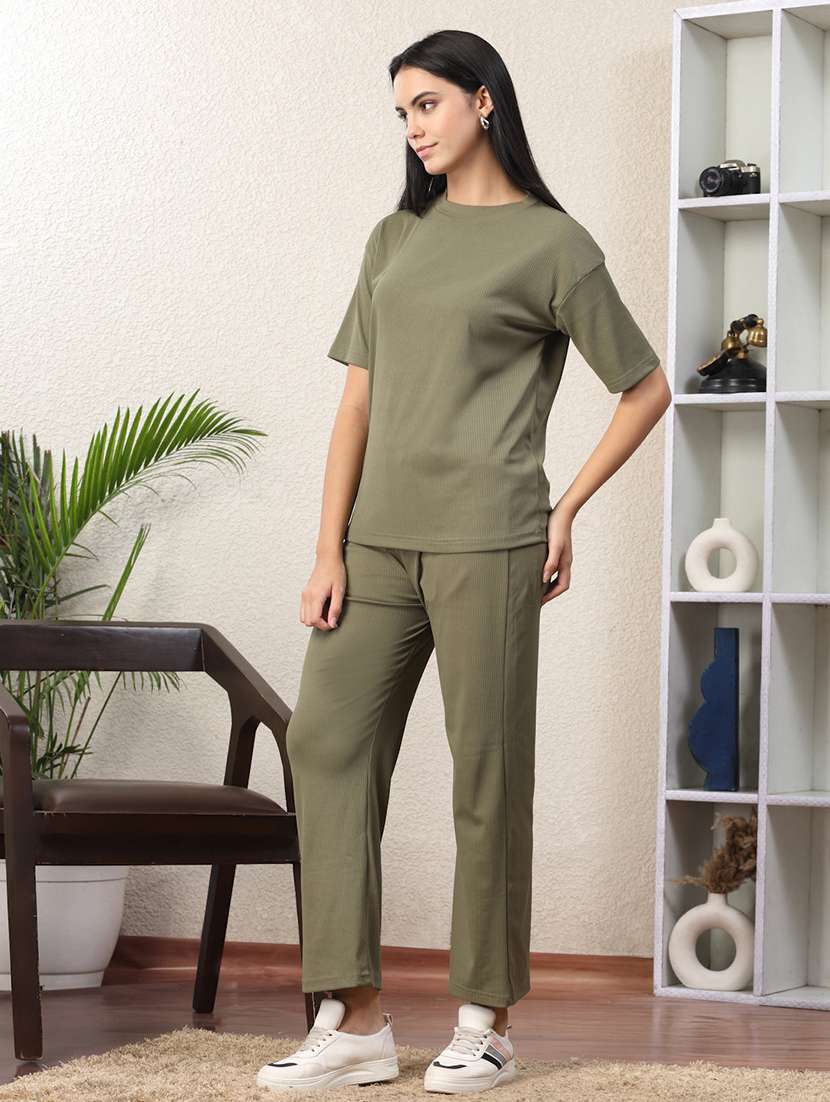 women solid top and trouser co-ord set - 22330518 -  Standard Image - 2
