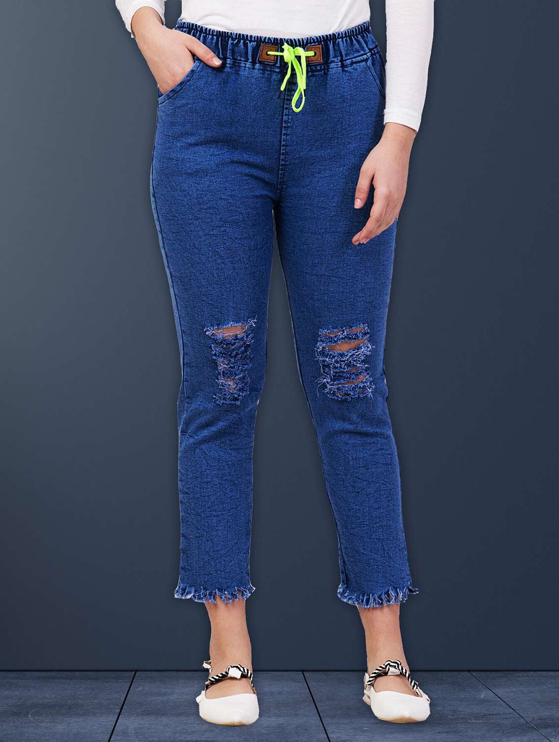 women distressed mid rise slim fit jean