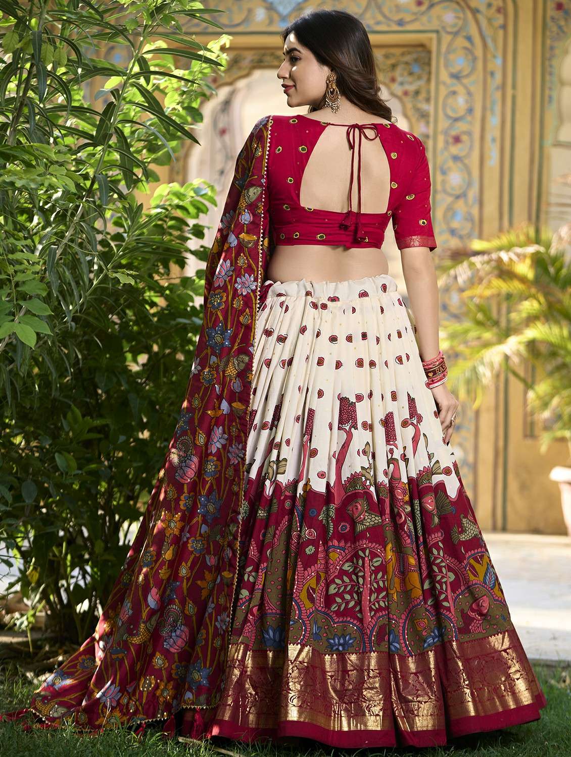 women printed semi-stitched flared lehenga - 22331481 -  Standard Image - 2