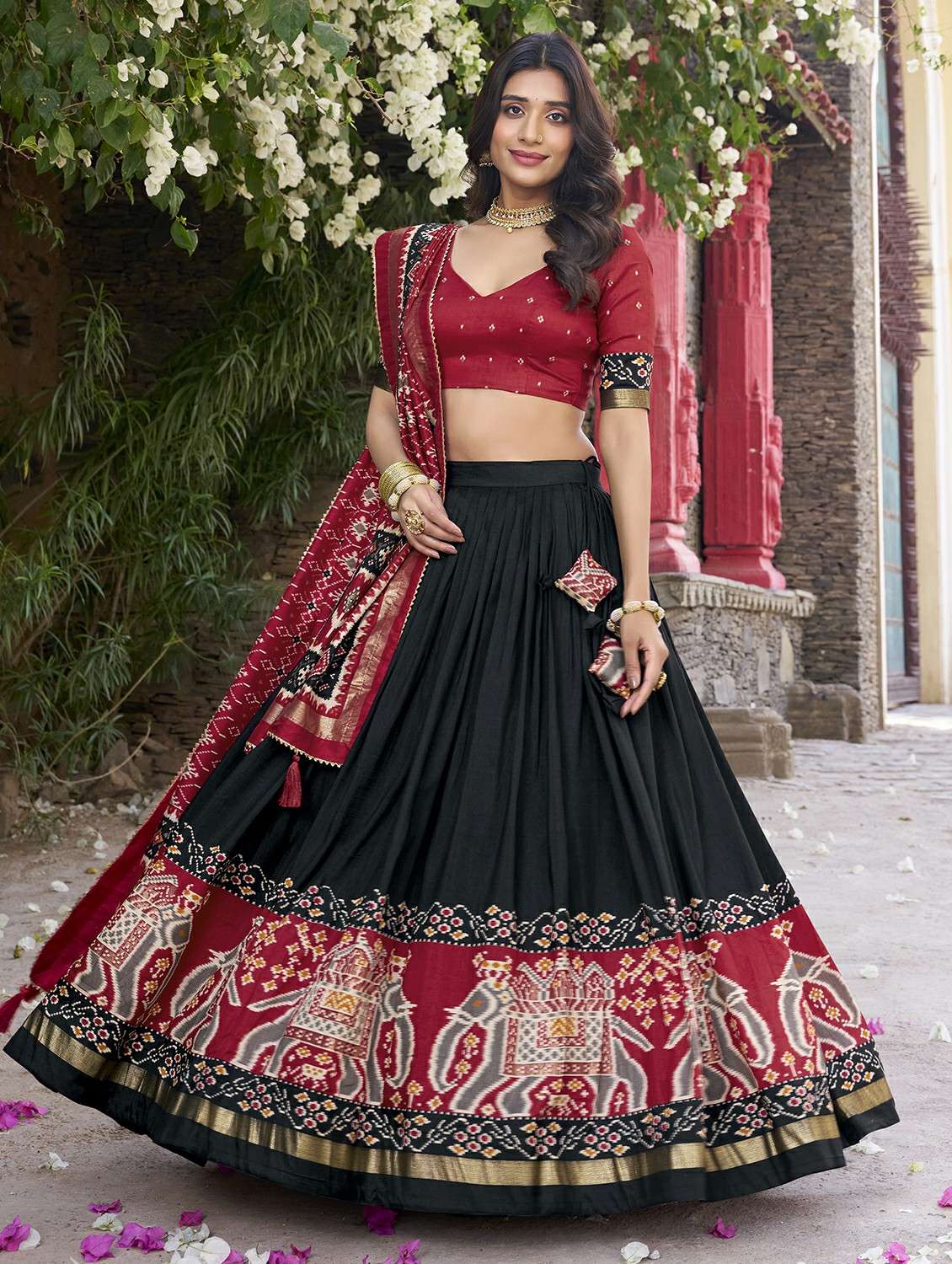 women printed semi-stitched flared lehenga
