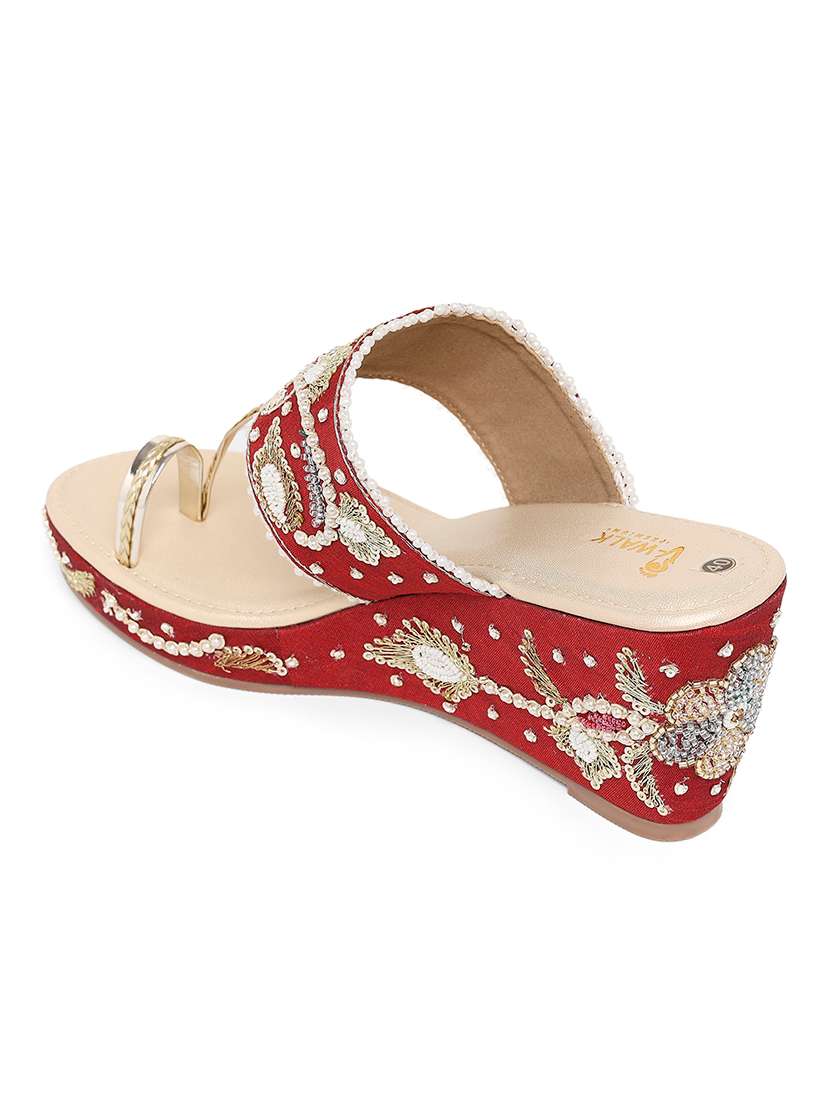 women embellished one toe wedges - 22331744 -  Standard Image - 2