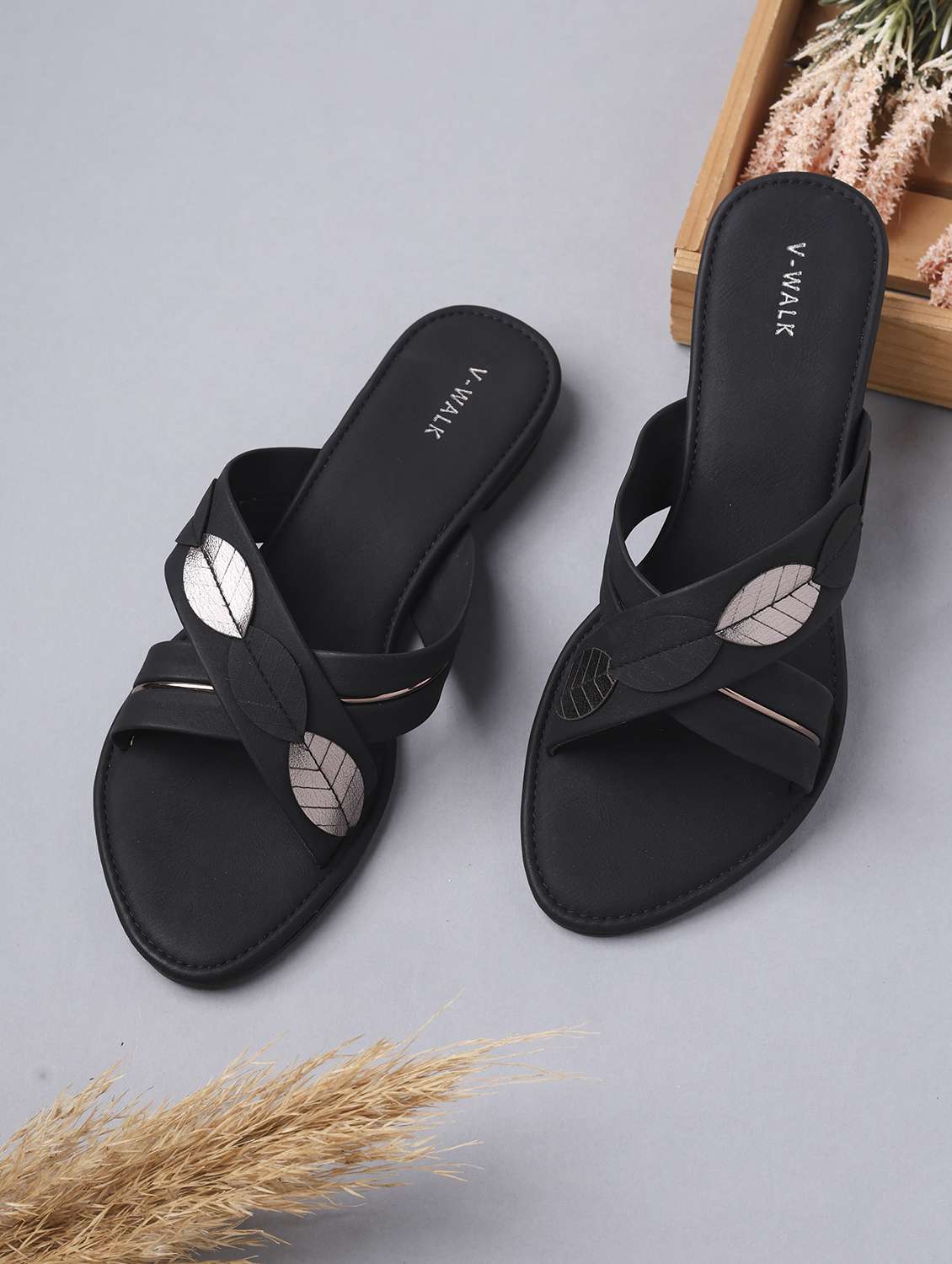 women slip on flat sandals