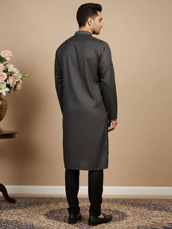 men self design mandarin neck long kurta - 22332046 -  Standard Image - 2