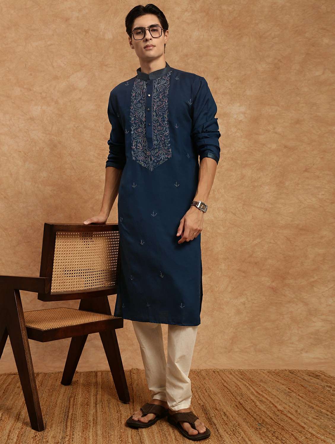 men solid with work mandarin neck long kurta