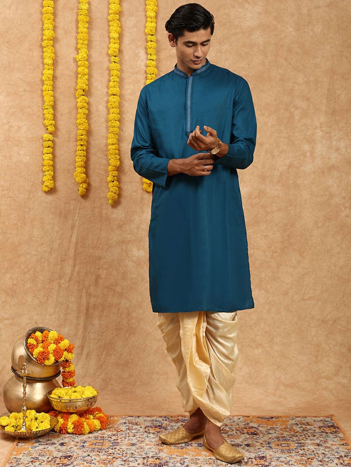men solid mandarin neck long kurta
