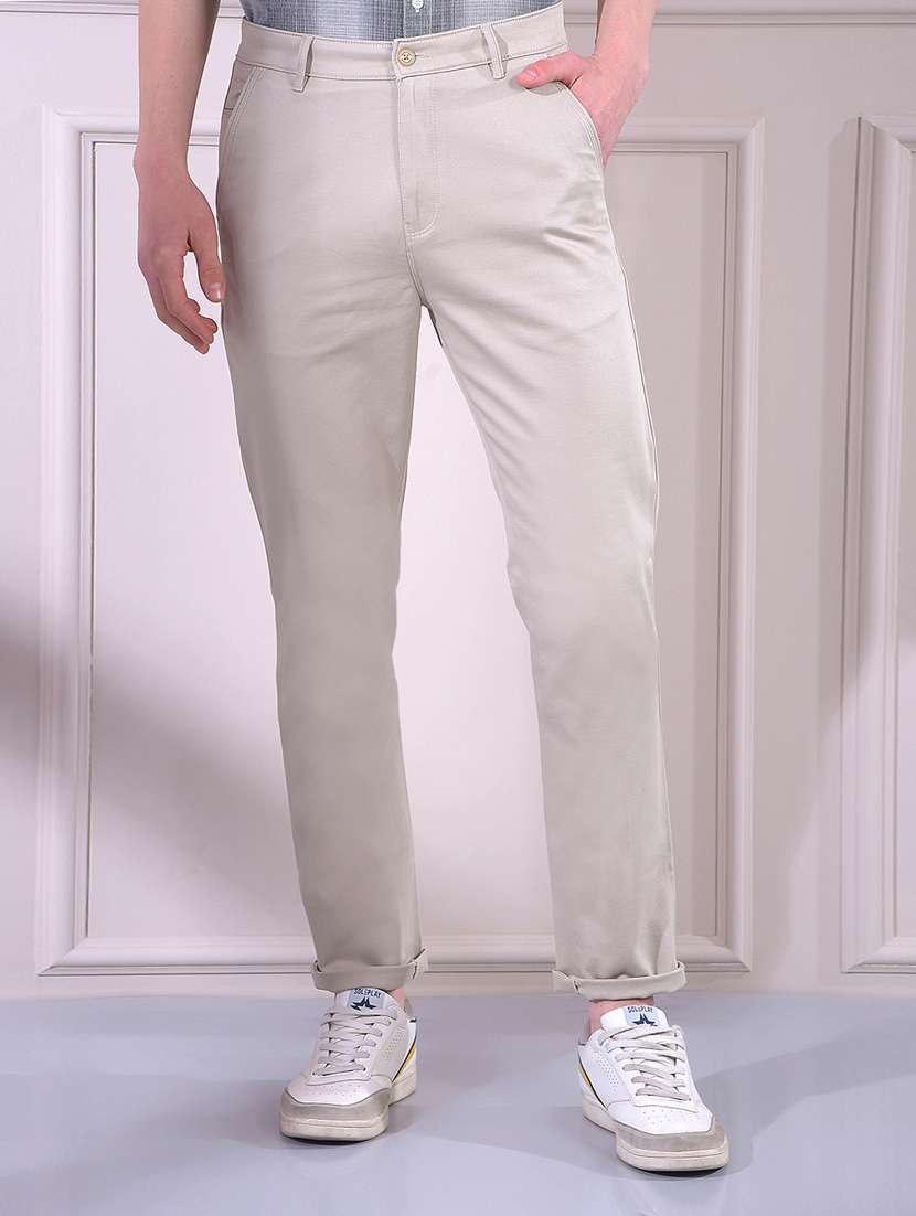 men solid mid rise chinos casual trouser