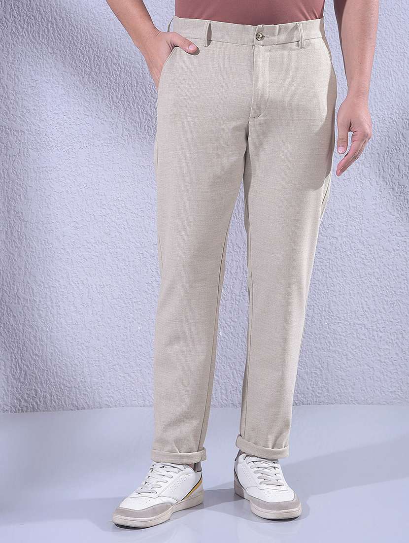 men solid mid rise chinos casual trouser