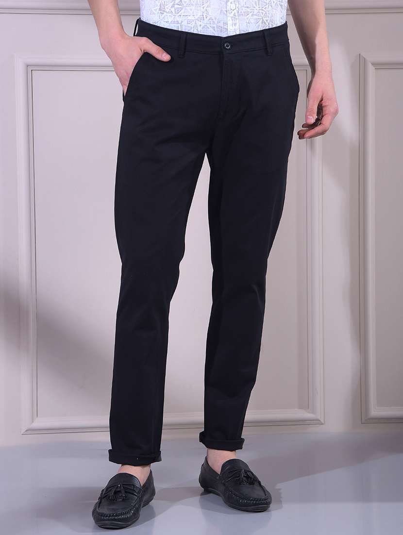 men solid mid rise chinos casual trouser