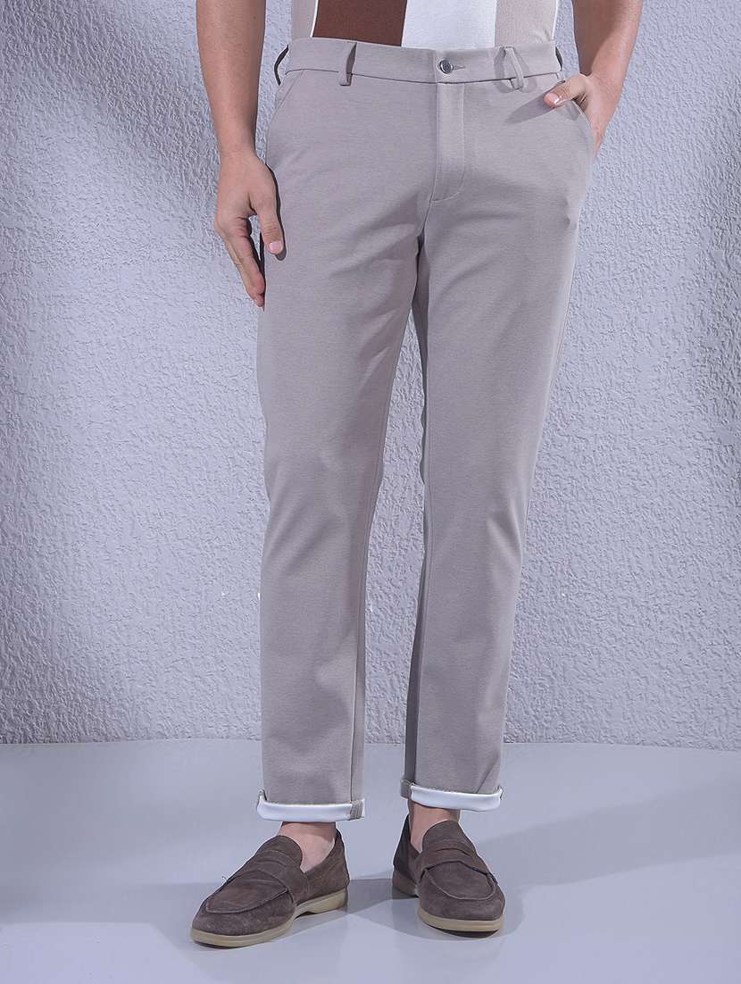 men solid mid rise chinos casual trouser