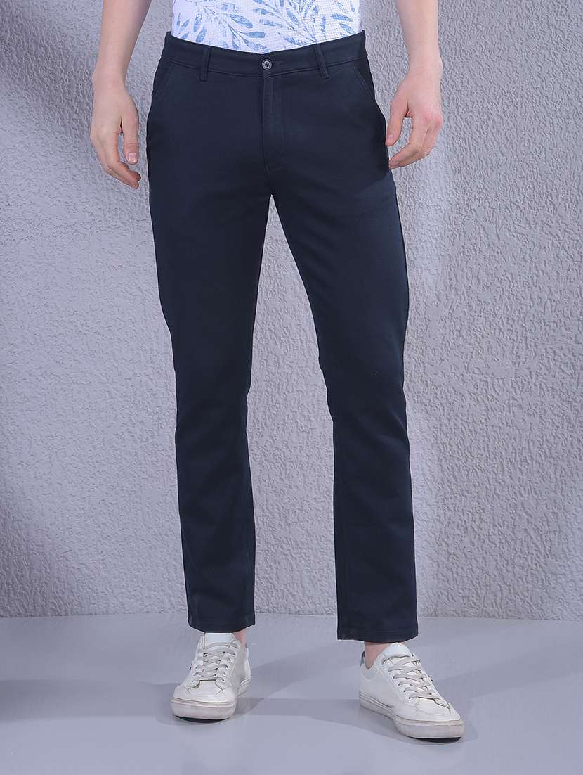 men solid mid rise chinos casual trouser