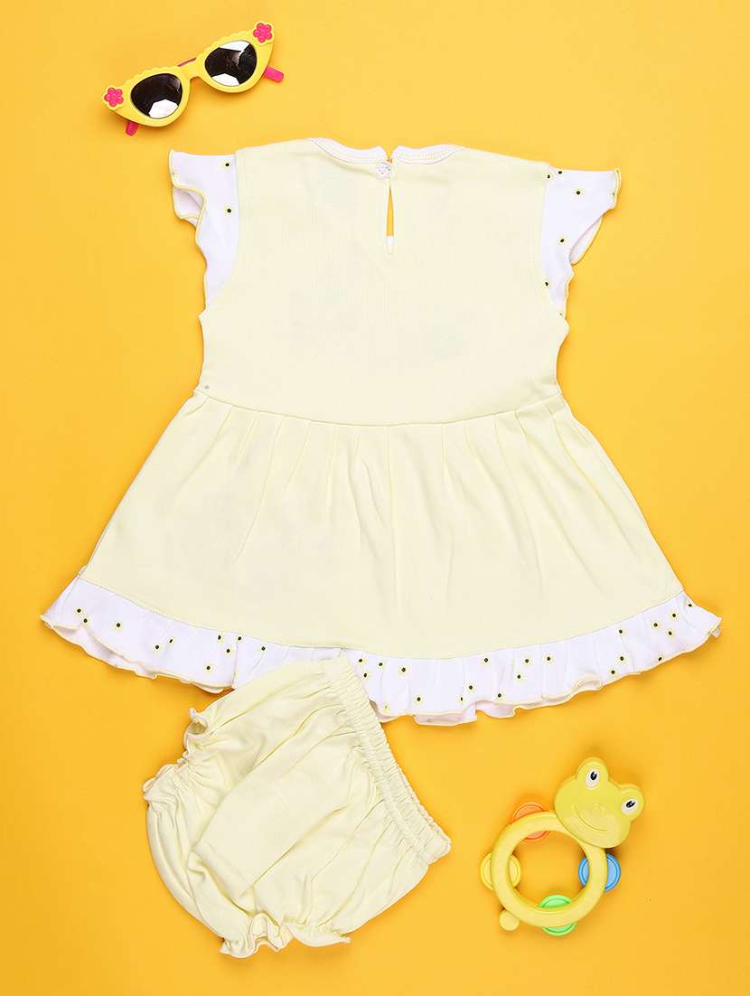 girls printed short sleeve frock with blommer - 22336675 -  Standard Image - 2