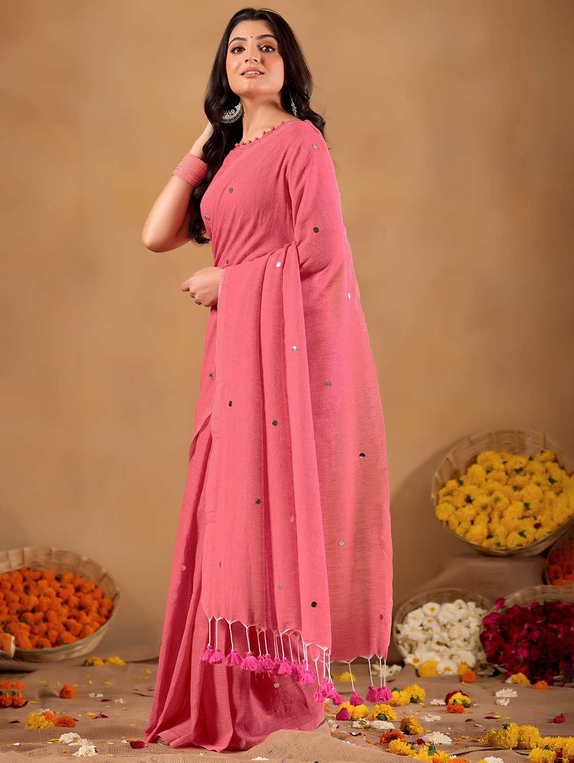 women solid with work handloom saree with blouse - 22337670 -  Standard Image - 2