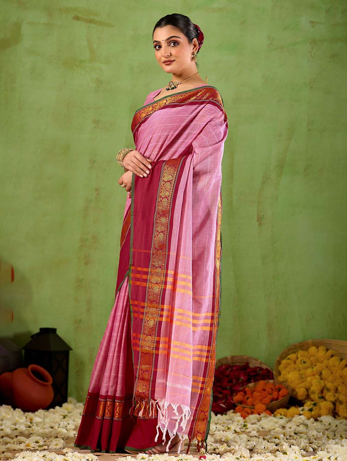 women solid with bordered narayanpet saree with blouse - 22337684 -  Standard Image - 2