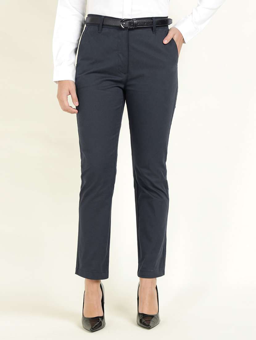 women solid mid rise cigarette pants