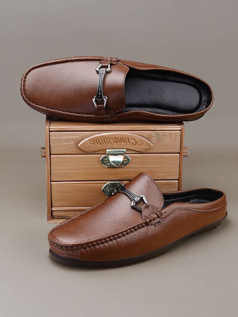 men solid slip on horsebit loafer
