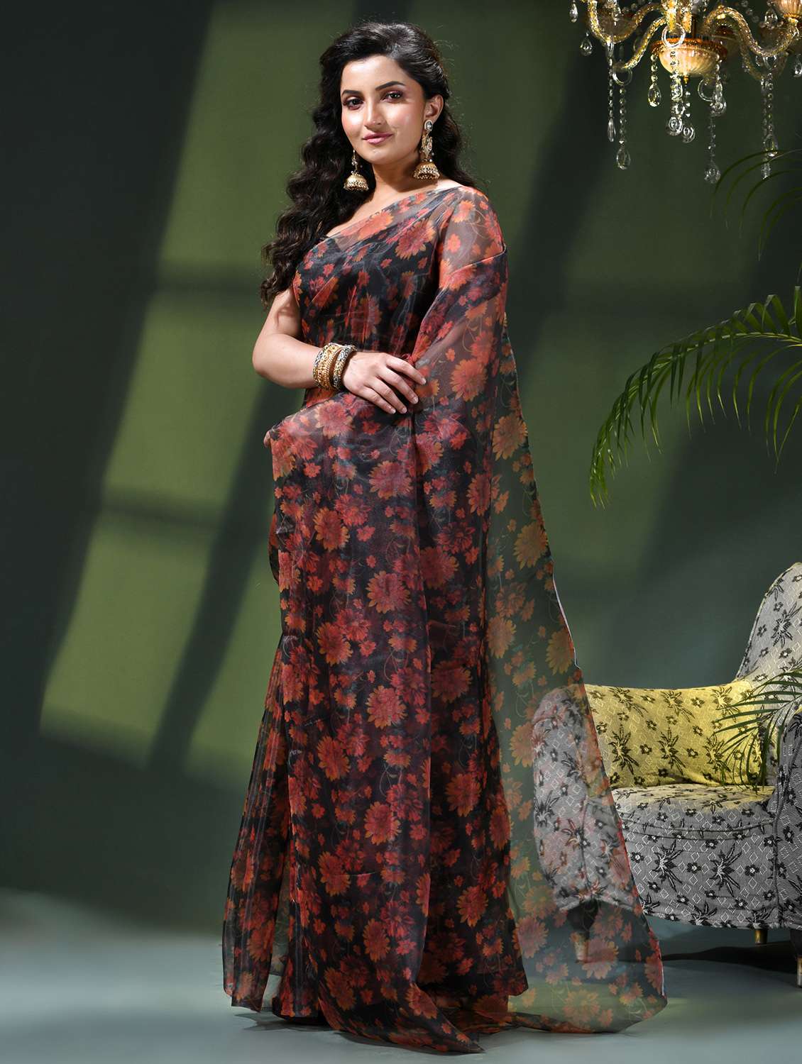 women floral printed saree - 22338198 -  Standard Image - 2
