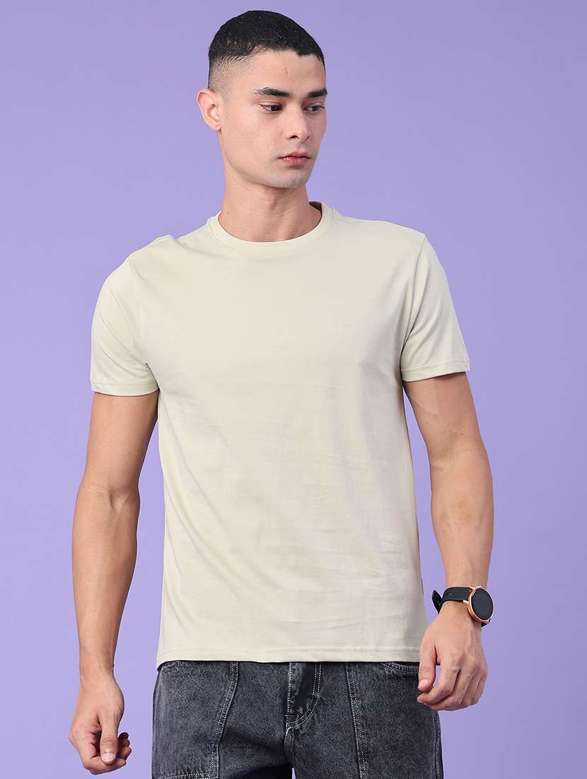 Men Solid Round Neck Regular Fit T-shirt - 22338862 -  Standard Image - 2