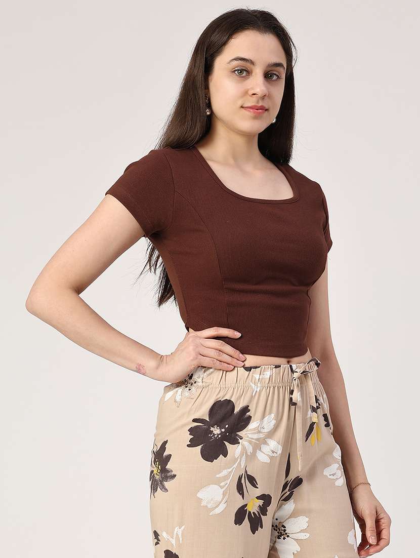 women solid square neck t-shirt - 22338973 -  Standard Image - 2