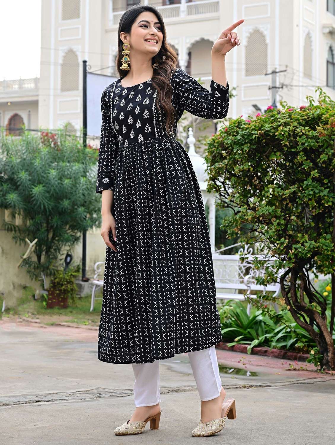 women printed three quarter sleeve a-line kurta - 22339294 -  Standard Image - 2