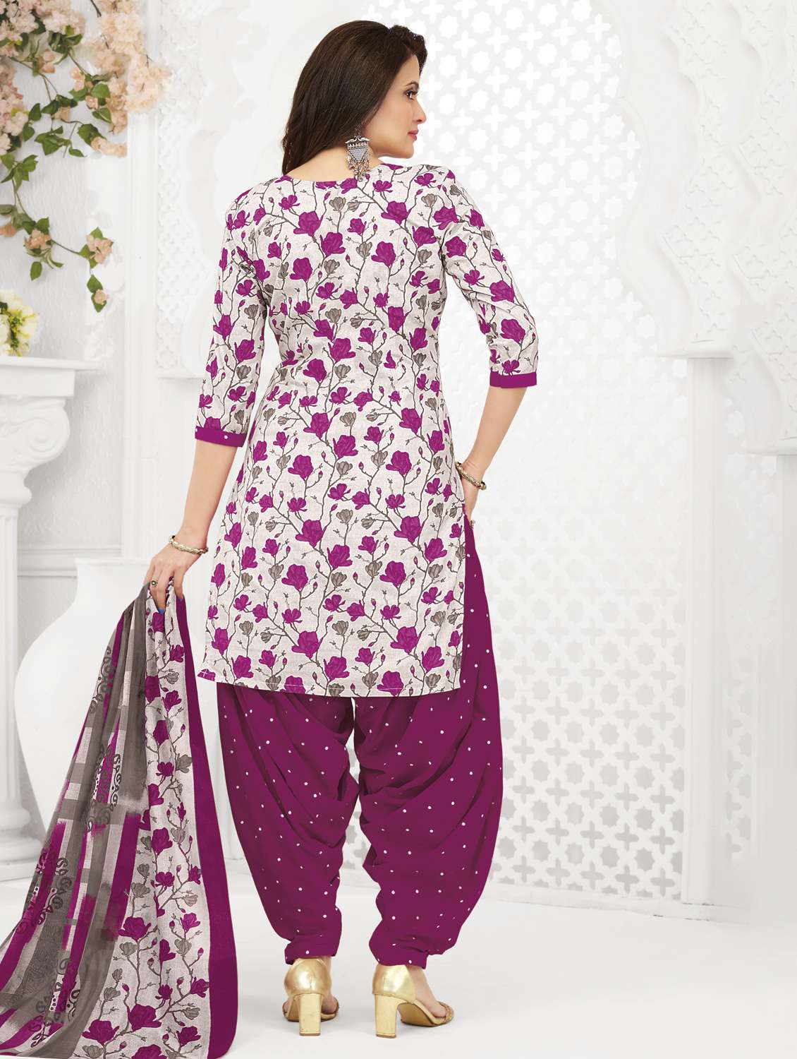 women printed three quarter sleeve kurta patiala with dupatta set - 22339338 -  Standard Image - 2