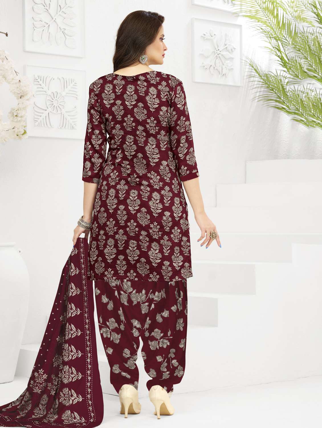 women printed three quarter sleeve kurta patiala with dupatta set - 22339341 -  Standard Image - 2