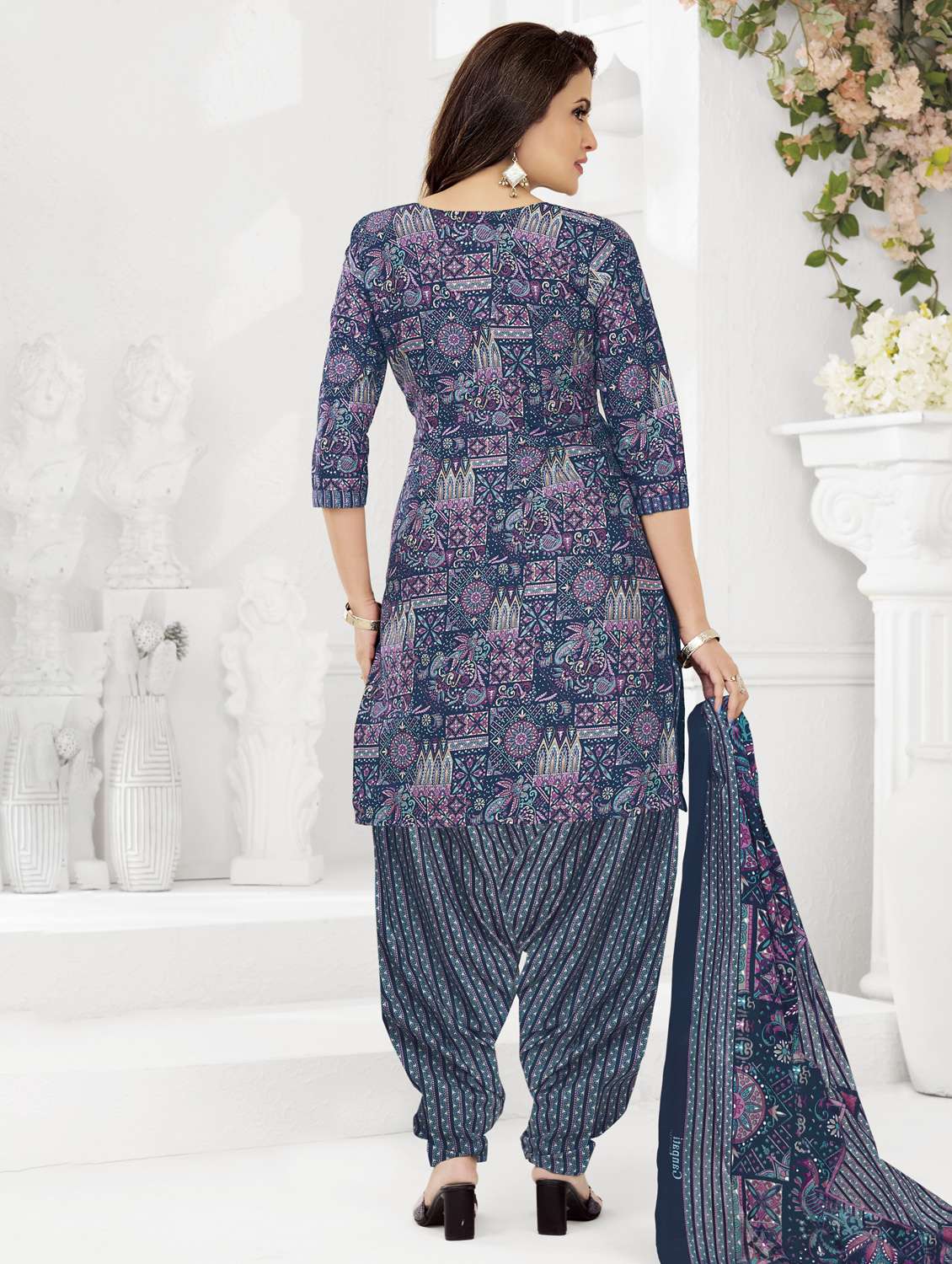 women printed three quarter sleeve kurta patiala with dupatta set - 22339364 -  Standard Image - 2