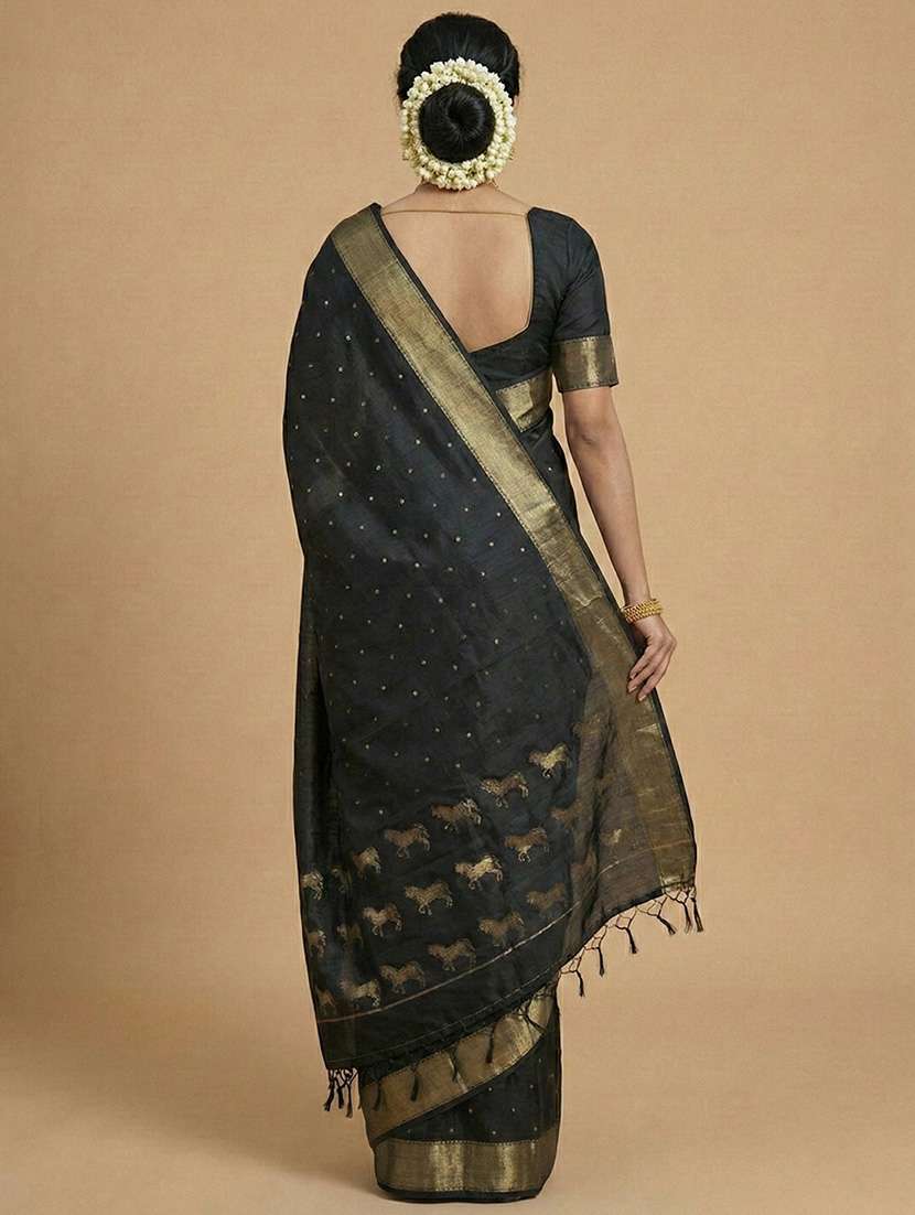 women self design banarasi saree with blouse - 22340718 -  Standard Image - 2