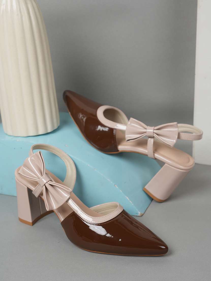 women solid back strap sandals