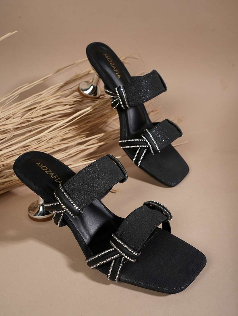 women slip on sandals