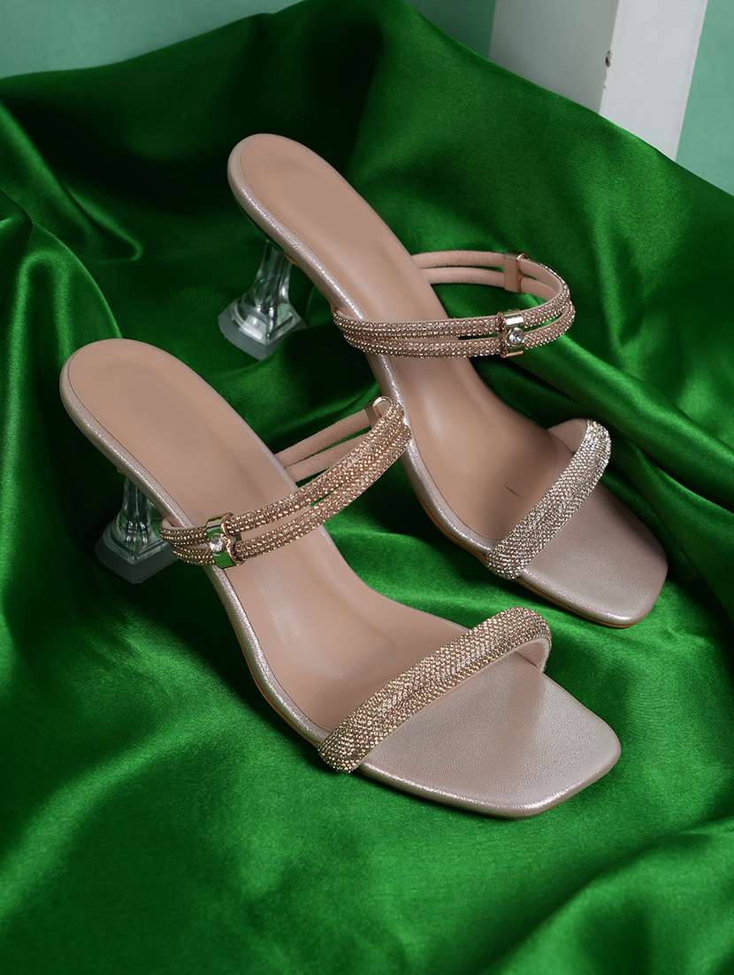 women slip on sandals