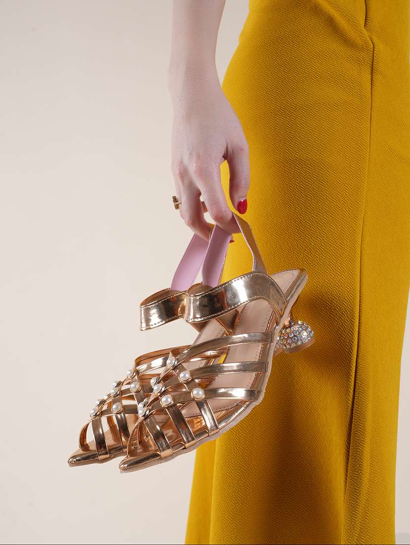 women solid beack strap heels - 22341364 -  Standard Image - 2