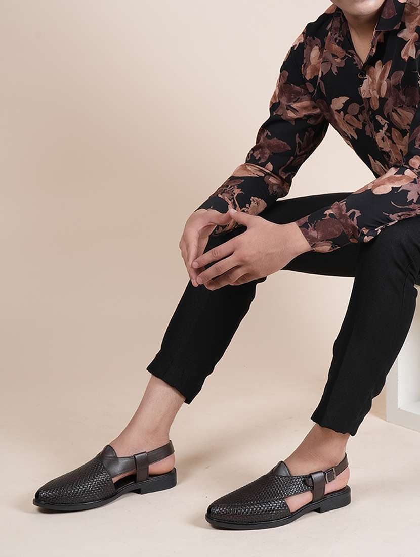 men textured back strap sandal - 22341400 -  Standard Image - 2