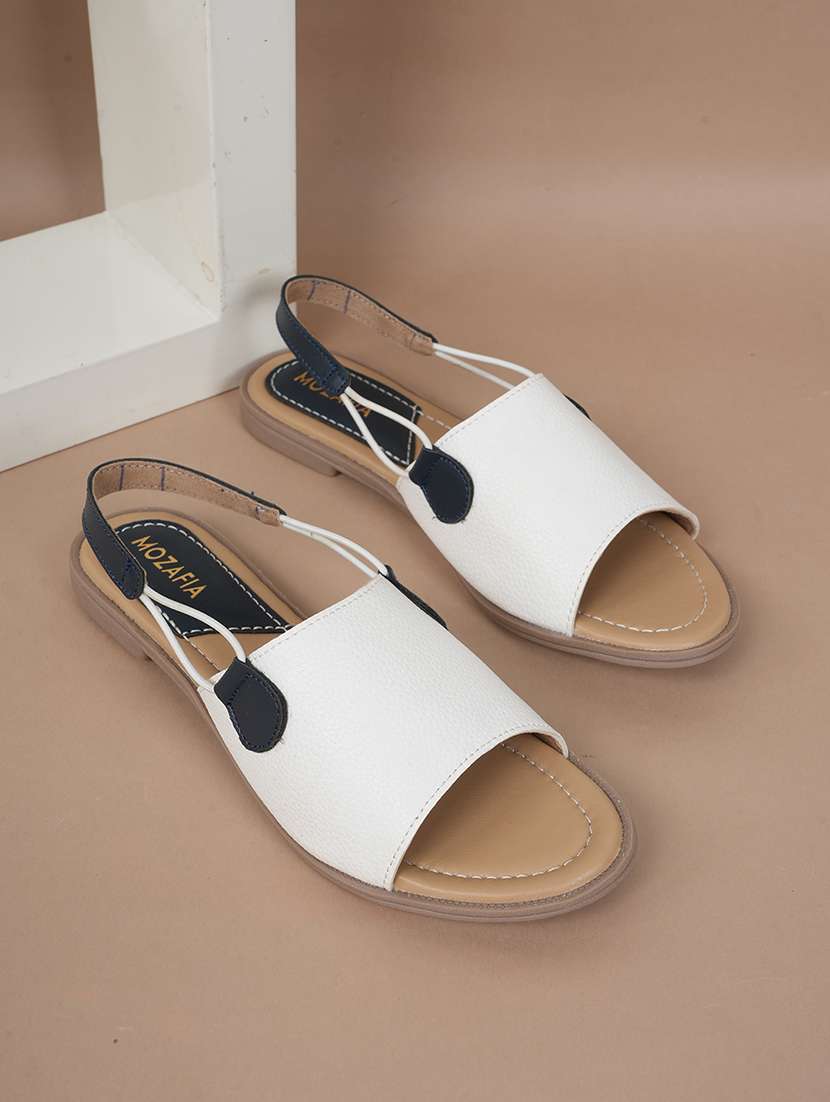 women solid back strap flat sandal