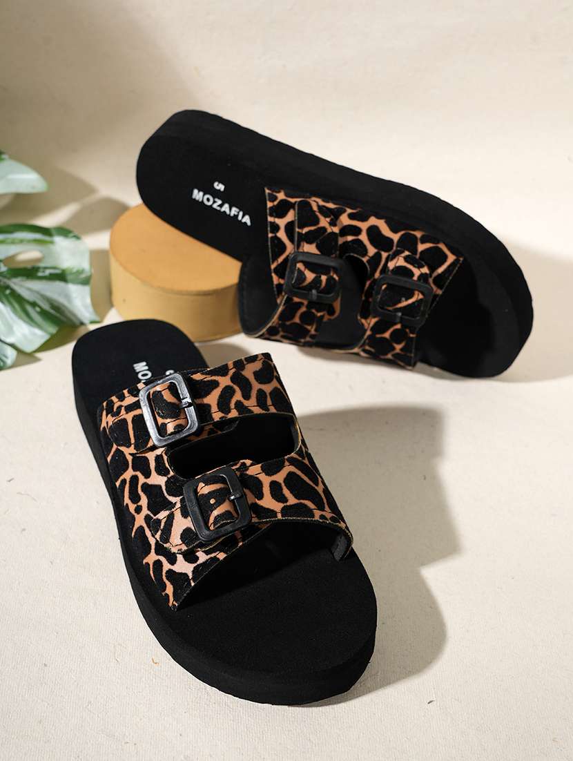 women printed slip on flat sandal