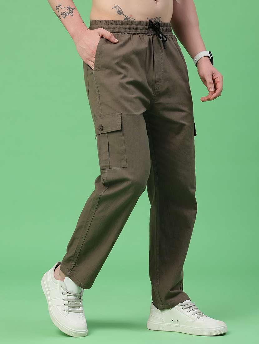 men solid mid rise regular fit cargo  - 22341722 -  Standard Image - 2