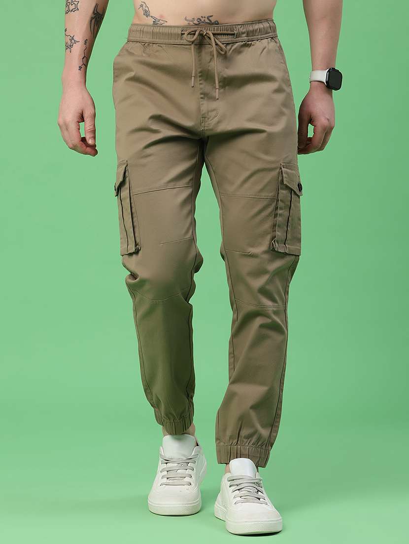 men solid mid rise regular fit jogger