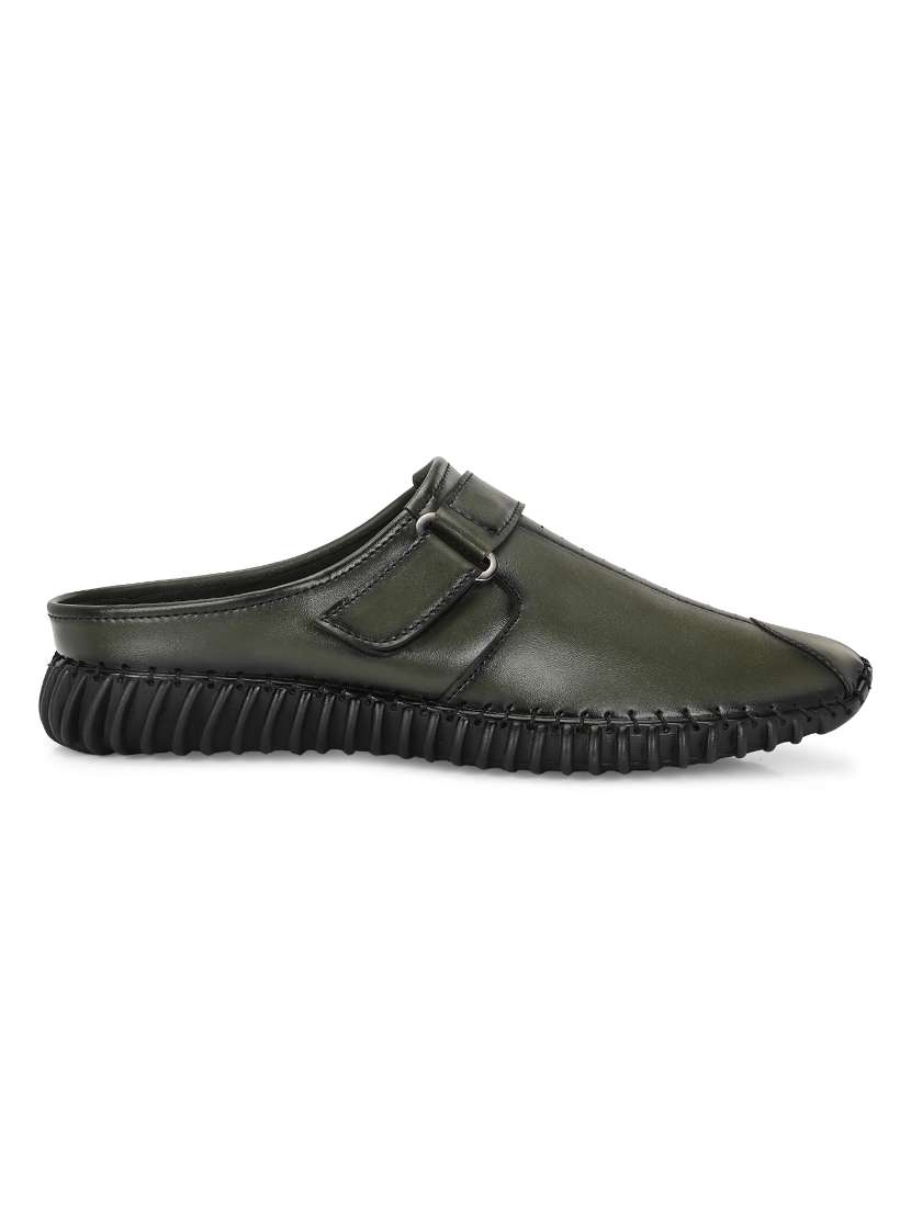 men solid slip on sandal - 22342118 -  Standard Image - 2