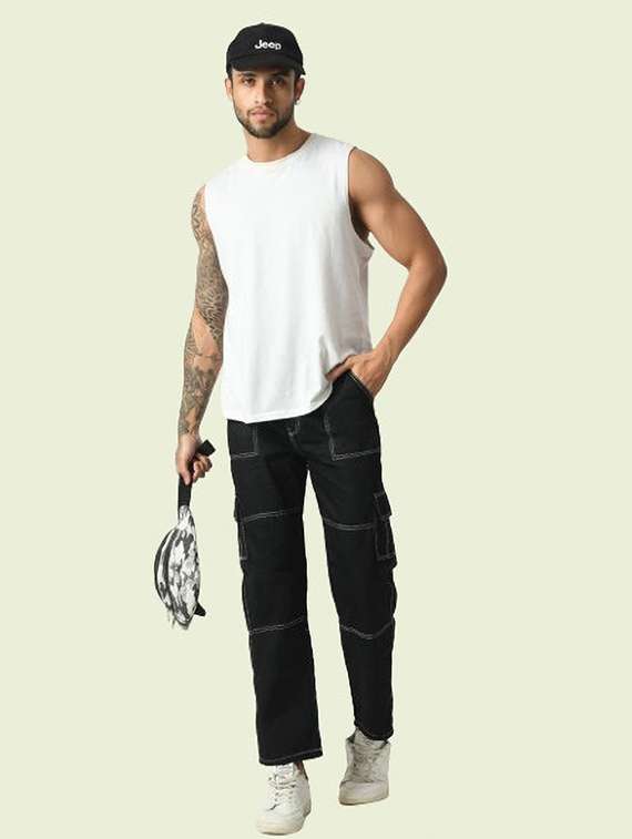 men solid mid rise regular fit cargo  - 22342920 -  Standard Image - 2