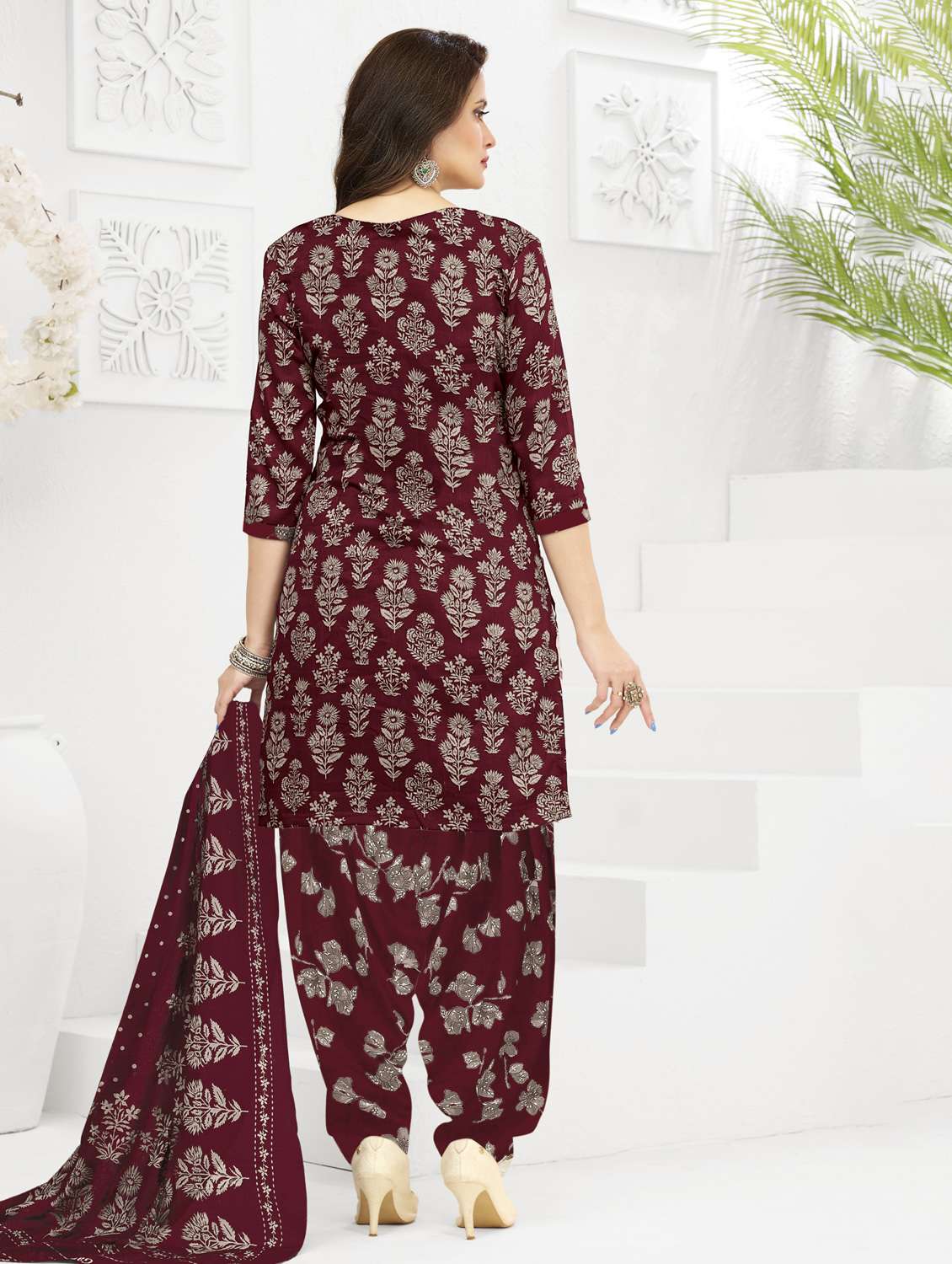 women printed three quarter sleeve kurta patiala with dupatta set - 22345719 -  Standard Image - 2