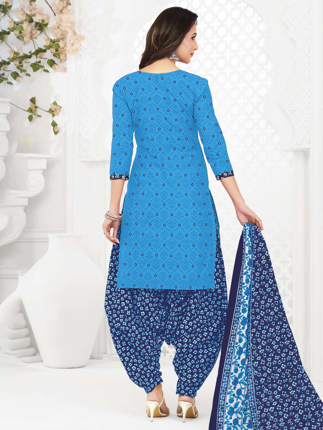 women printed three quarter sleeve kurta patiala with dupatta set - 22345726 -  Standard Image - 2